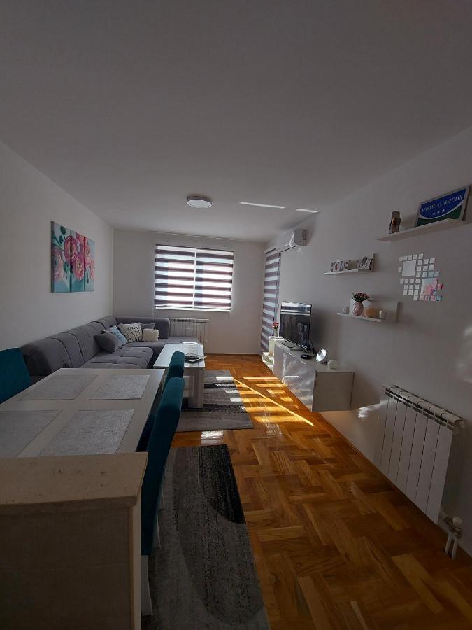 Apartman Victoria Lukavica Εξωτερικό φωτογραφία